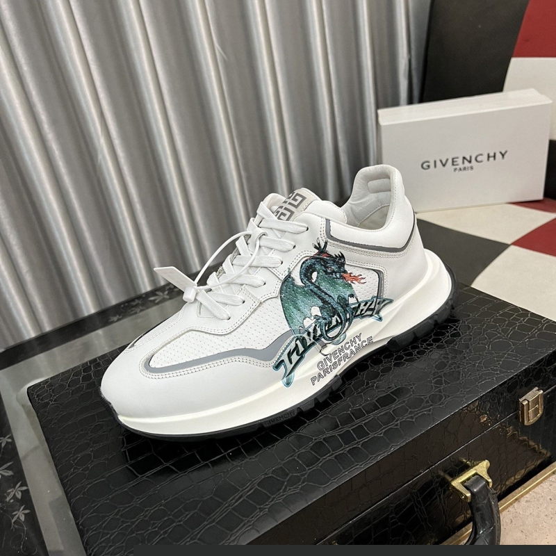 Givenchy Sneakers